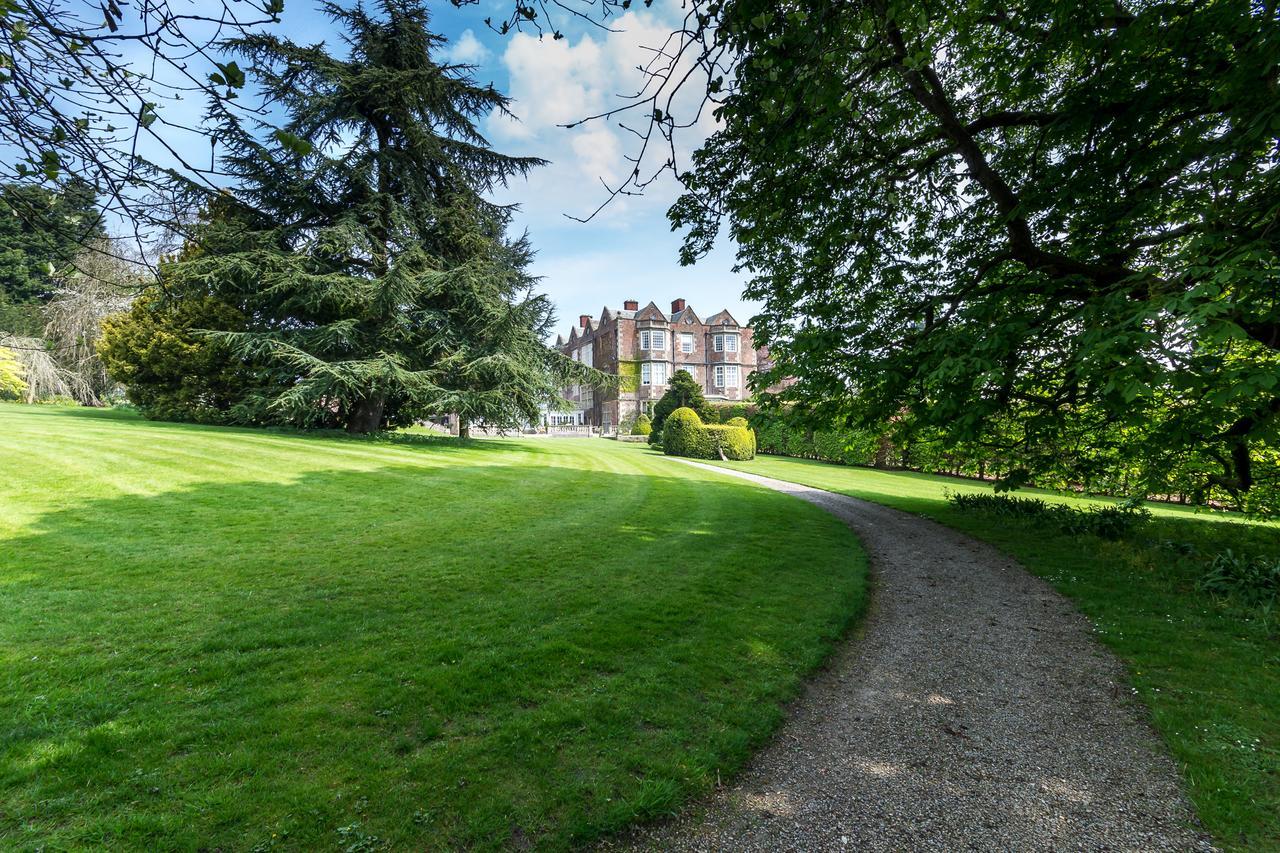 Goldsborough Hall Knaresborough Zewnętrze zdjęcie